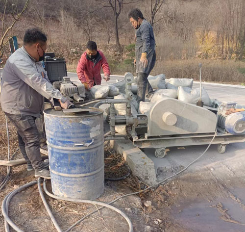 柞水路面下沉注浆